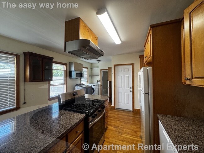 Photo - 30 Hume Ave Unit #2