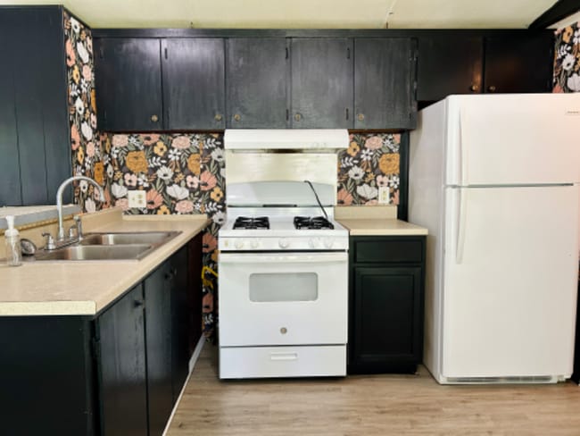 Photo - 115-191 Lindenview Cir House