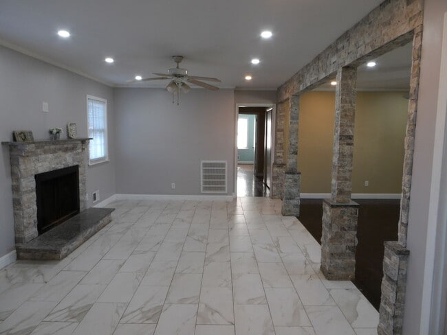 Photo - Single Family Home in Pine Valley Area!
