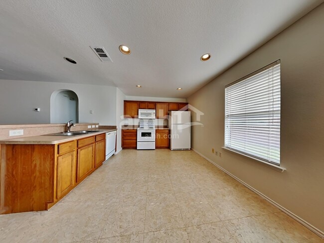 Photo - 6732 Friendsway Dr