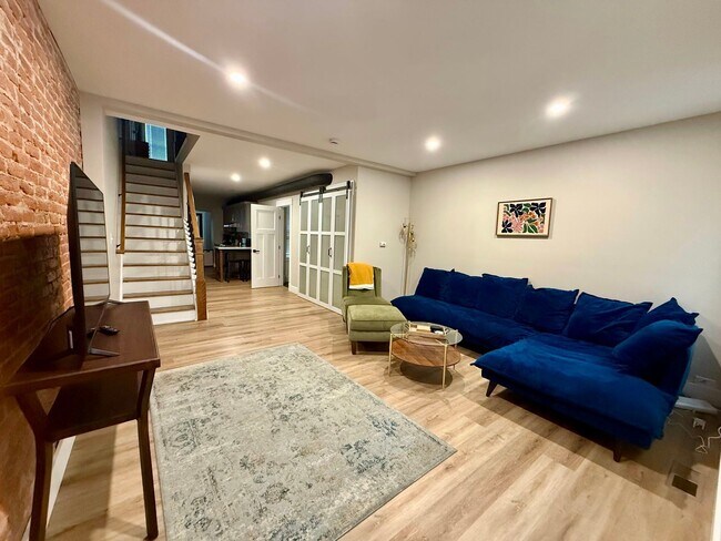 Photo - 521 Locust St