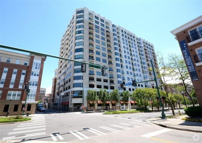 Building Photo - Spectacular Penthouse Condo in Downtown No... Unit 1507