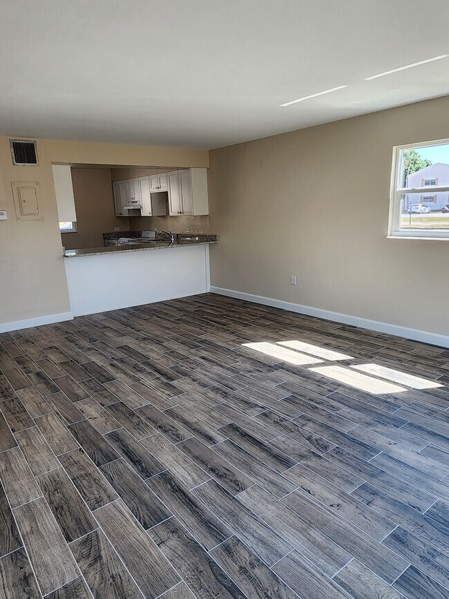 Photo - Lantern Village Apartments