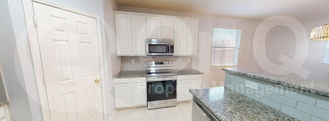 Photo - 1113 Shadowridge Cir