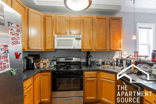 Photo - 1314 W Roscoe St Unit 2