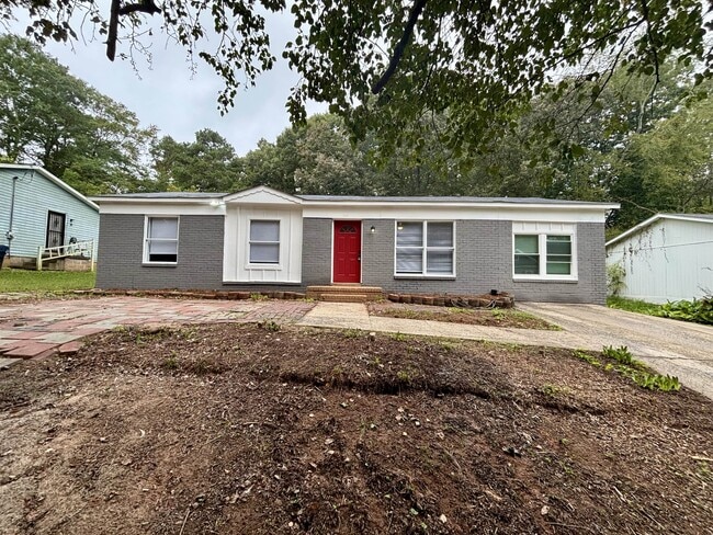 Building Photo - 345 Washington Dr