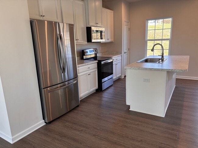Photo - Newly built 3 Bed/2 Bath Townhouse- Available Now!!!