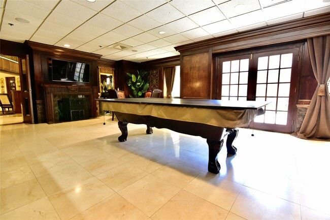 Photo - 3525 Sage Rd Unit 1217