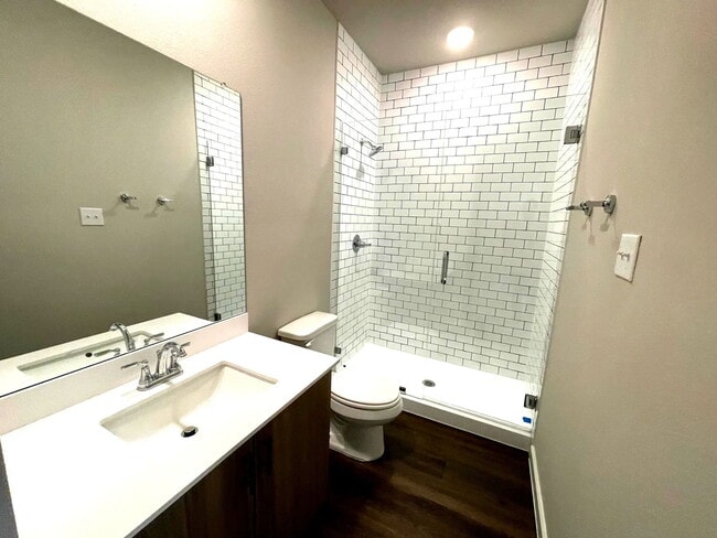 Photo - 1127 Eloise Dr Unit 02227