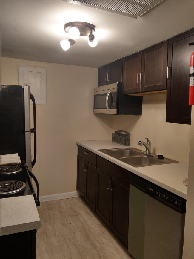 Building Photo - 4425 Enright Ave Unit 2F