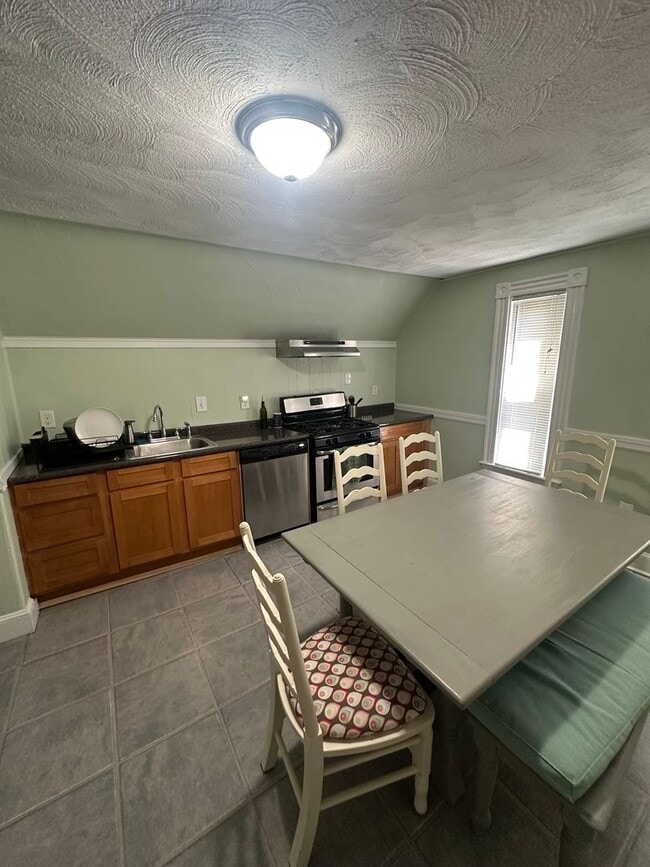 Photo - 68 Richdale Ave Unit 3