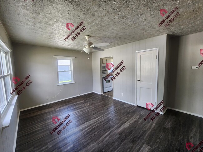 Photo - 2051 Covert Ave
