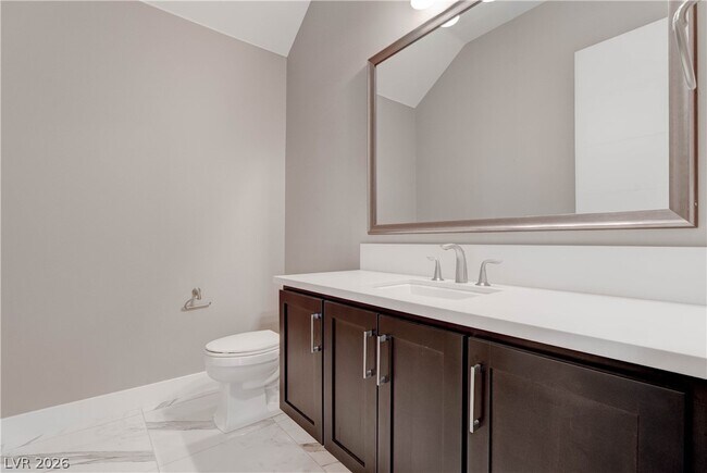 Photo - 86 Pristine Glen St