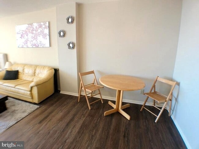 Photo - 118 Monroe St Unit 1311