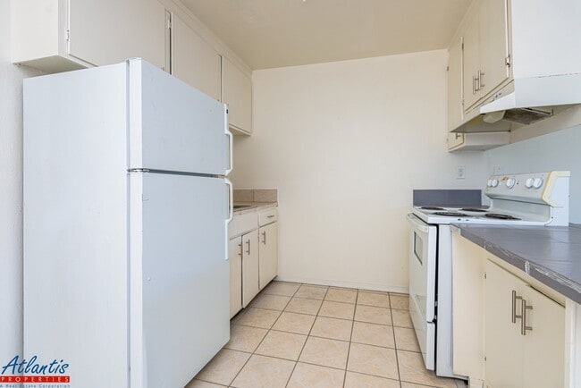 Photo - 439 S 4th St Unidad 23