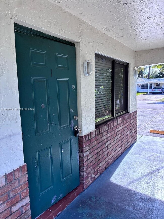 Photo - 1028 NE 39th Dr Unidad 1