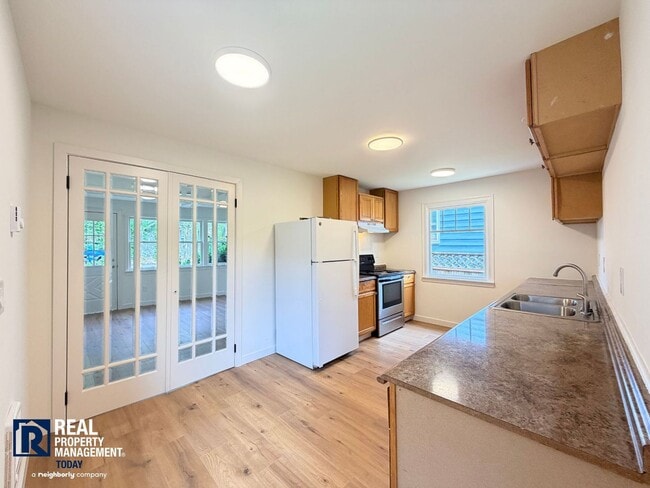 Photo - 516 N K St