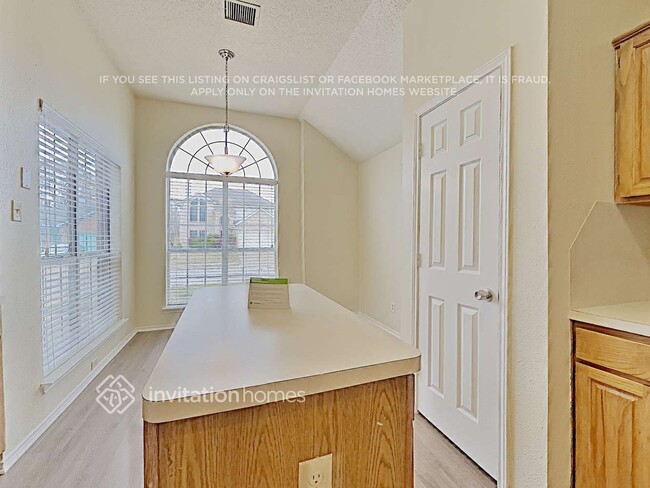Photo - 8512 Sabinas Trail