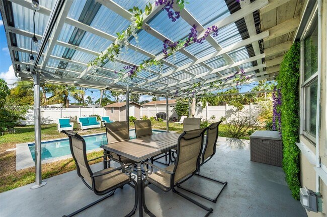 Photo - 1935 Arthur St