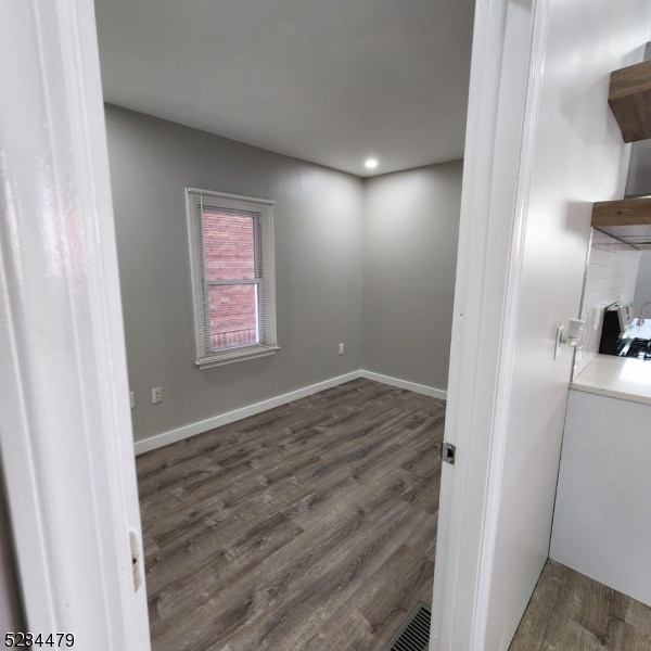 Photo - 333 Clinton St