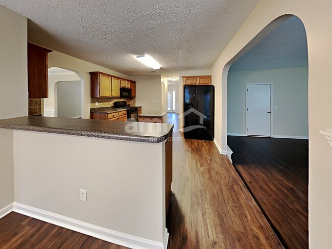 Photo - 330 Kentwood Springs Dr