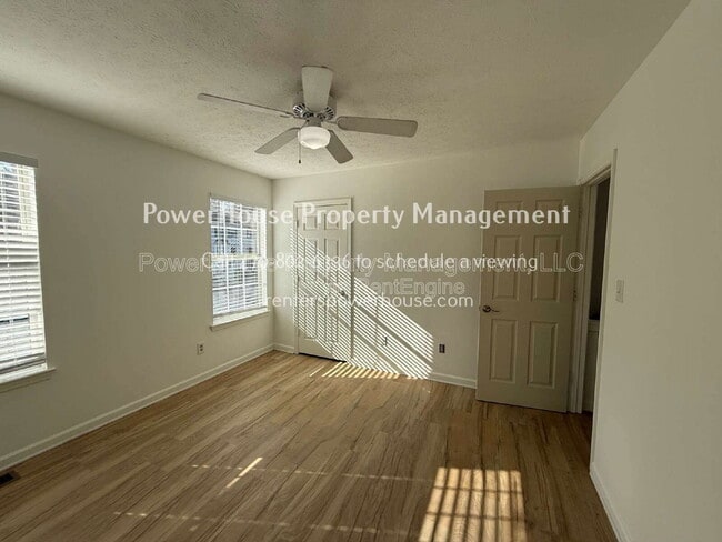 Photo - 3859 Meadow Creek Dr