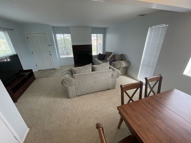 Photo - Condo in Stallion Springs!