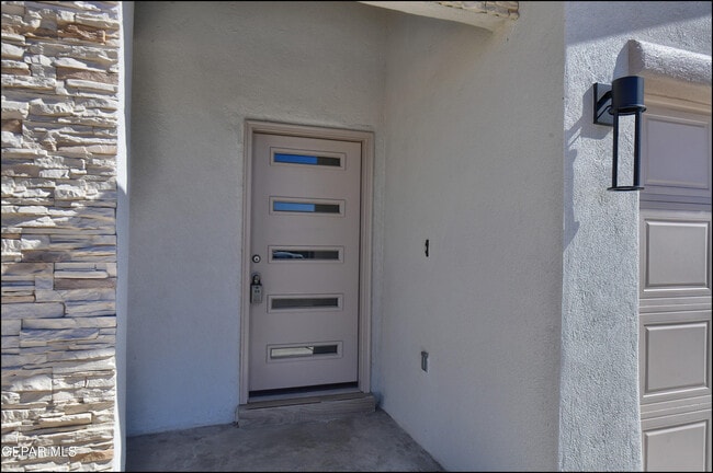 Photo - 7830 Estrella