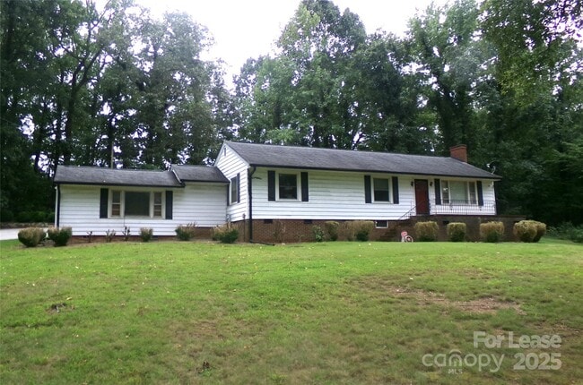 Building Photo - 24278 State Hwy 49 Rental