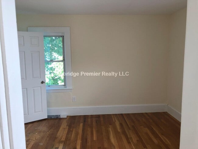 Photo - 55 Bonair St Unit 1