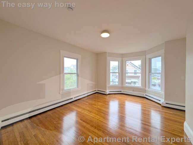 Building Photo - 26-28 Ripley St Unit #2 Rental