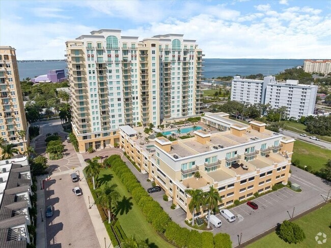 Building Photo - 800 N Tamiami Trl Unit 806 Rental