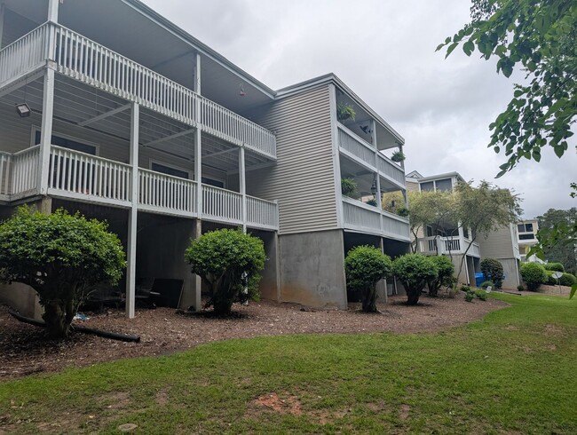 22 Royal Oaks Dr Unit 22 Royal Oak Drive