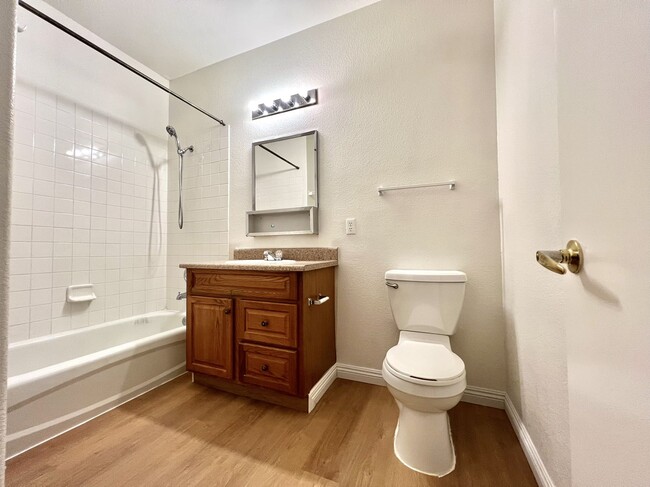 Photo - 2071 Hussium Hills St Unit 103