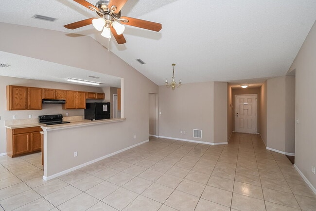 6522 Blue Leaf Ln