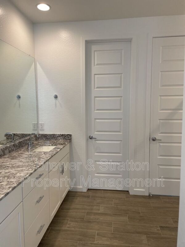 Photo - 5626 S 26th Ln