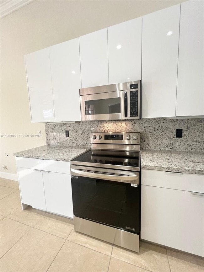 Photo - 1210 Leeward Way