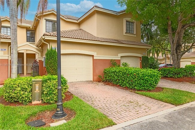 Photo - 4137 Briar Ln Townhome