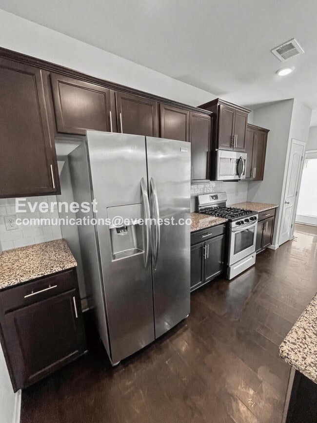 Photo - 4152 Grapevine Loop