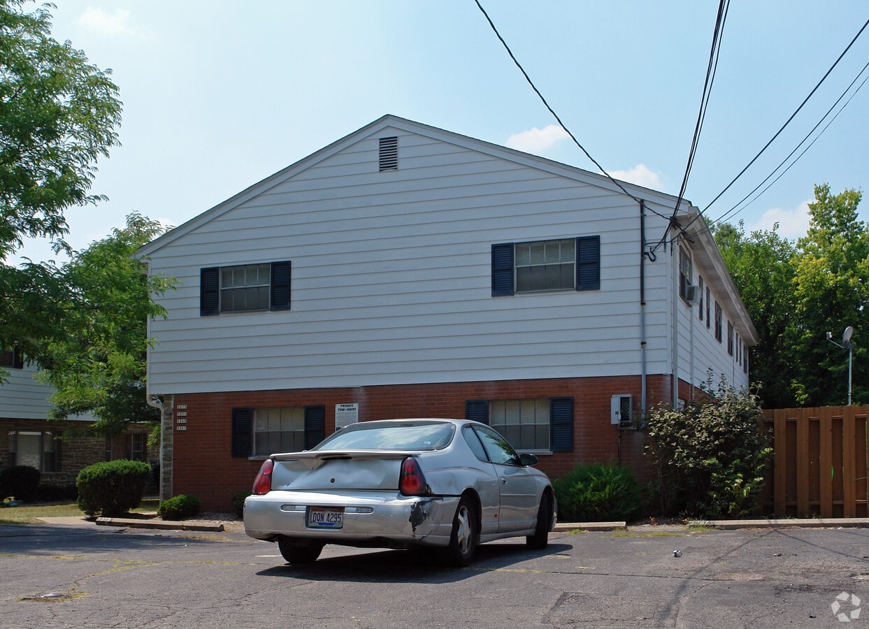 Photo - 3263-3287 Lakeview St