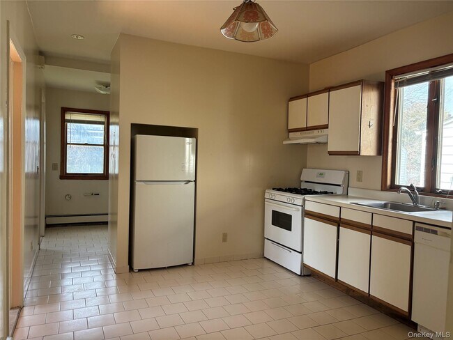 Photo - 47 Hartwell Pl