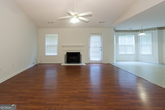 Photo - 2804 James Henry Dr