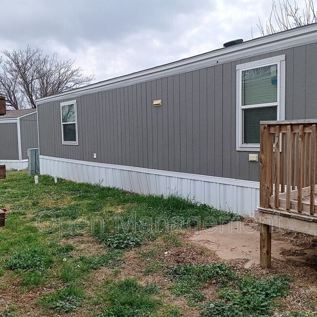 Photo - 2501 Martin Luther King Dr