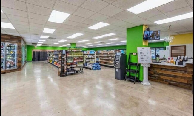 Photo - 5415 N Sheridan Rd Unit 911