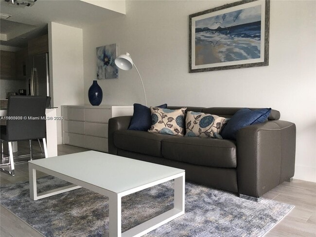 Building Photo - 121 NE 34th St Unit 3011