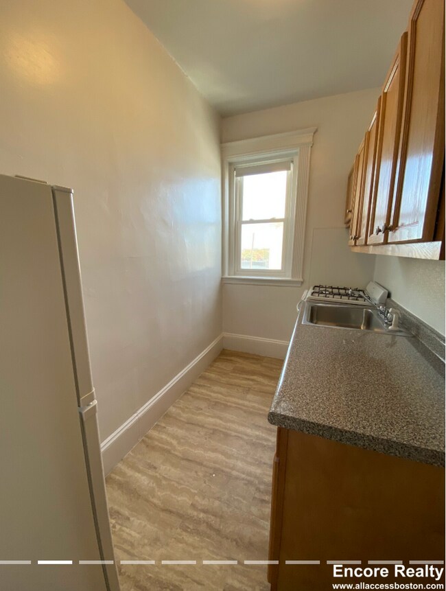 Photo - 1330 Commonwealth Ave