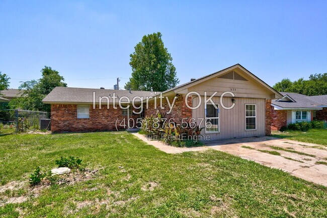 Photo - 977 Barkley Cir