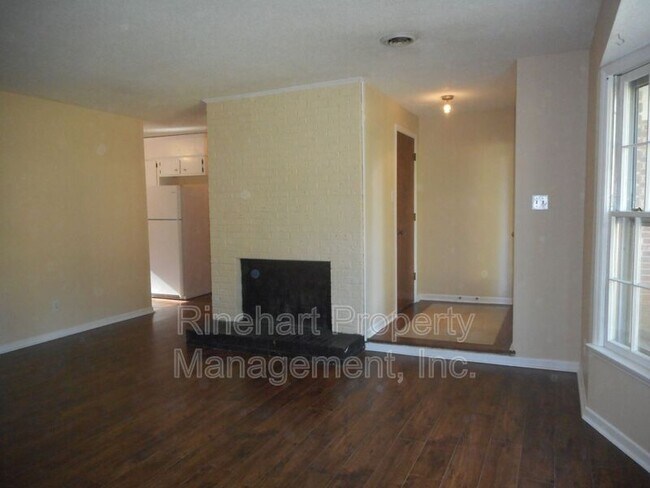 Photo - 290 Ratterree Circle