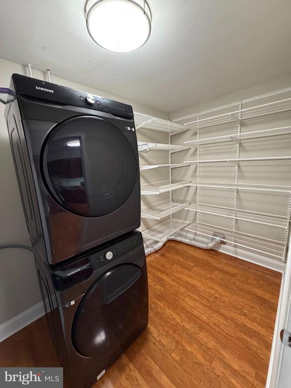 Photo - 534 Lancaster Pl