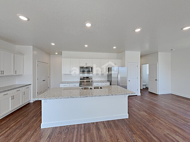 5902 Verdigris Dr